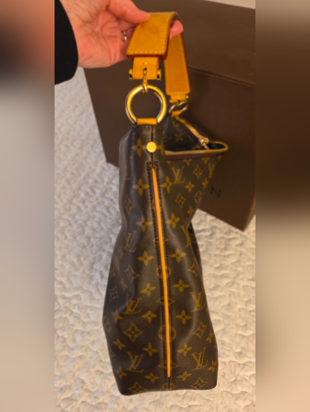 Louis Vuitton Monogram Shoulder Hobo Bag in Brown and Vachetta - Picture 8 of 16